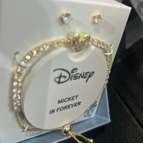 DISNEY MICKEY IS FOREVER ADJUSTABLE BRACELET WITH EARRINGS - Picture 5 of 11